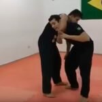 How to escape from a guillotine choke